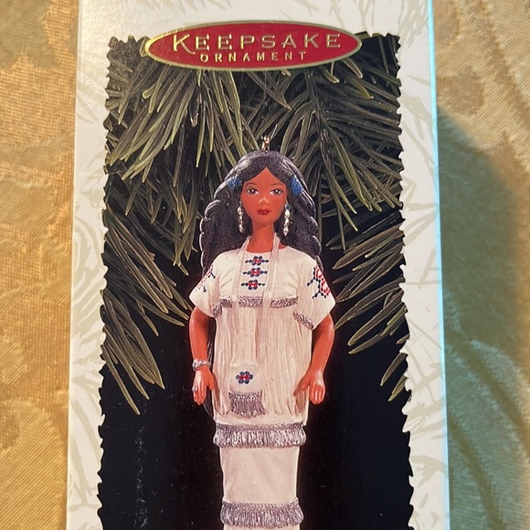 NWT Native American Barbie Dolls of World First of Series Hallmark ORNAMENT Xmas - Picture 12 of 12